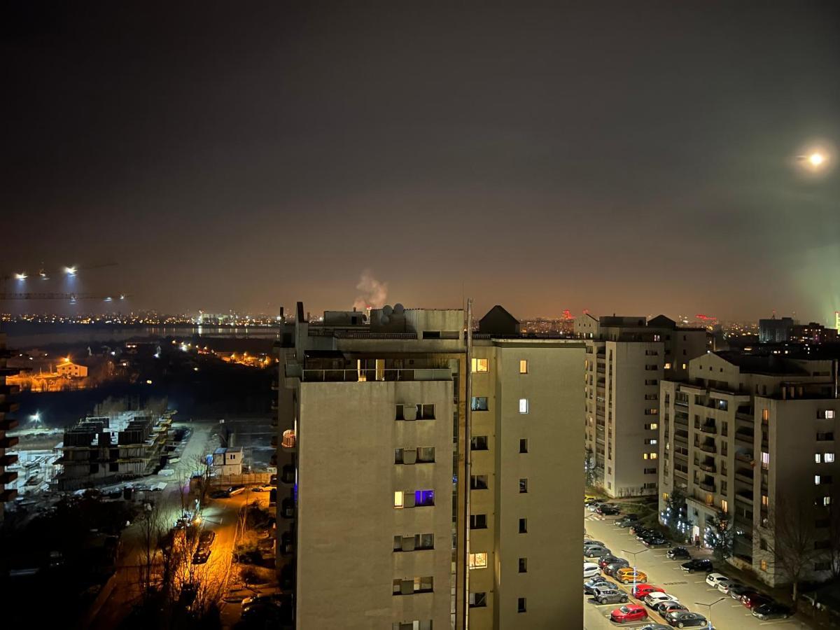 Fancy Penthouse Studio With Lakeview W10 บูคาเรสต์ ภายนอก รูปภาพ