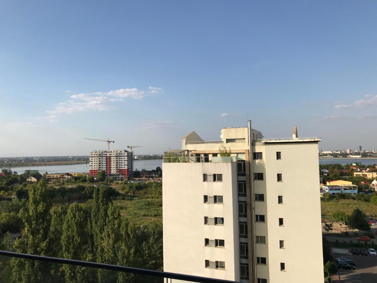 Fancy Penthouse Studio With Lakeview W10 บูคาเรสต์ ภายนอก รูปภาพ