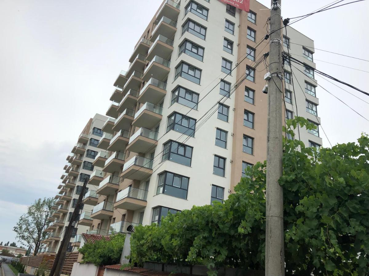 Fancy Penthouse Studio With Lakeview W10 บูคาเรสต์ ภายนอก รูปภาพ