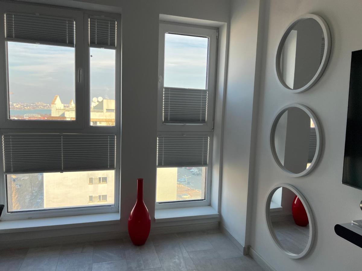 Fancy Penthouse Studio With Lakeview W10 บูคาเรสต์ ภายนอก รูปภาพ