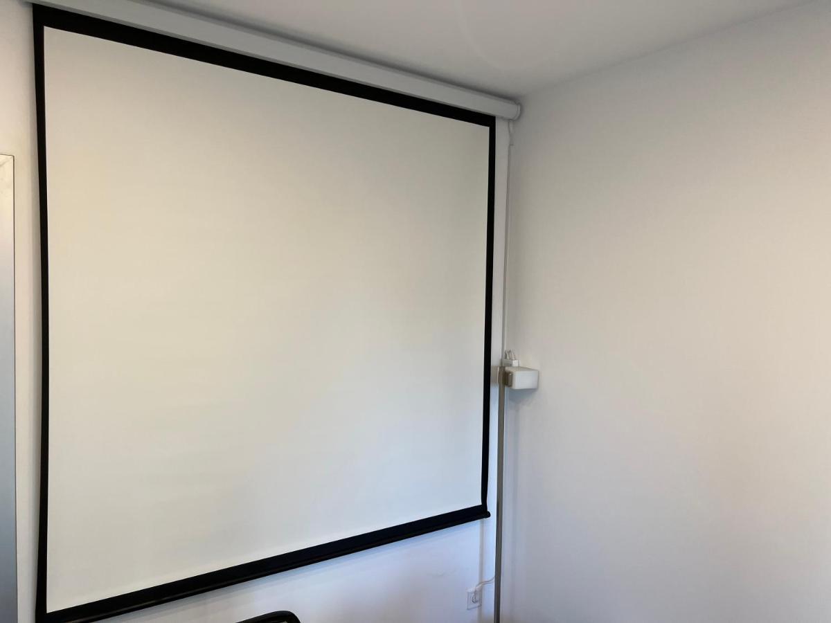 Fancy Penthouse Studio With Lakeview W10 บูคาเรสต์ ภายนอก รูปภาพ