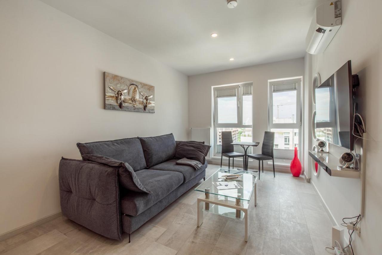 Fancy Penthouse Studio With Lakeview W10 บูคาเรสต์ ภายนอก รูปภาพ