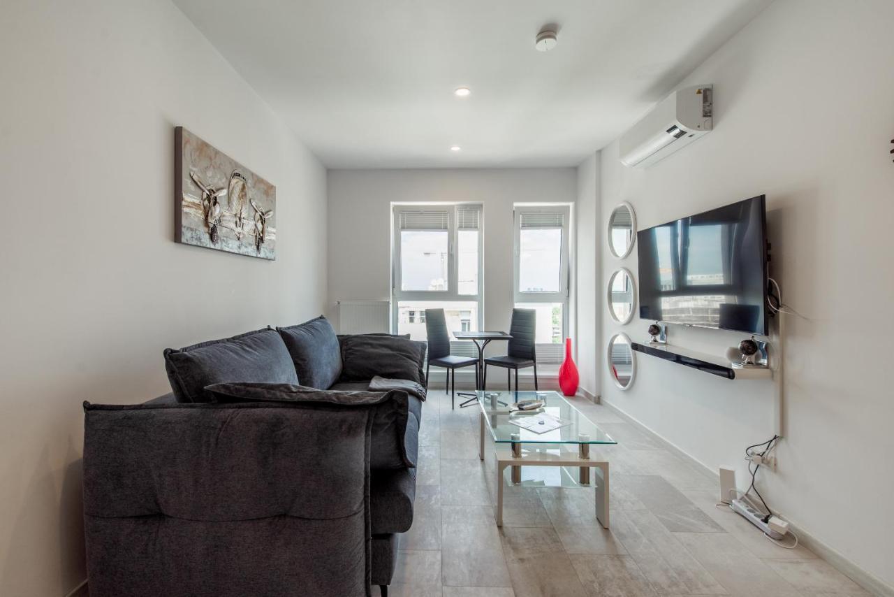 Fancy Penthouse Studio With Lakeview W10 บูคาเรสต์ ภายนอก รูปภาพ